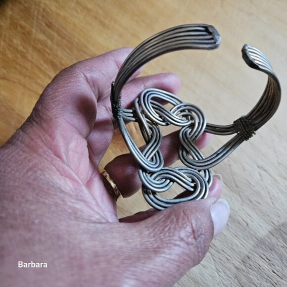 Vintage 70s Silvertone Metal Celtic Knot Open Cuff Bracelet Uise - Picture 4 of 4